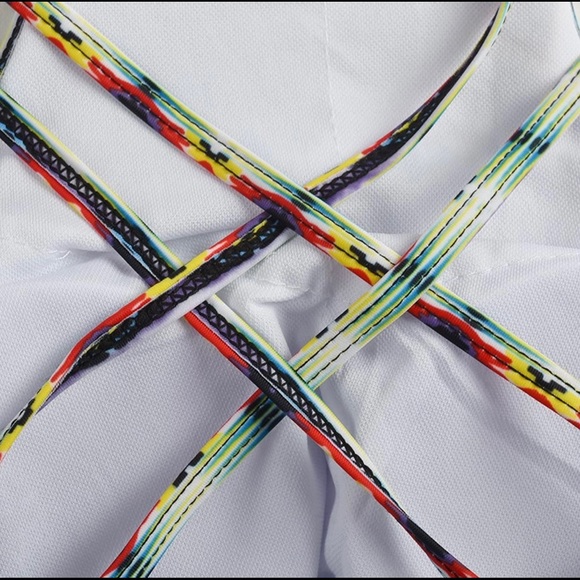 Tribal print halter backless swimsuit - Picture 4 of 6